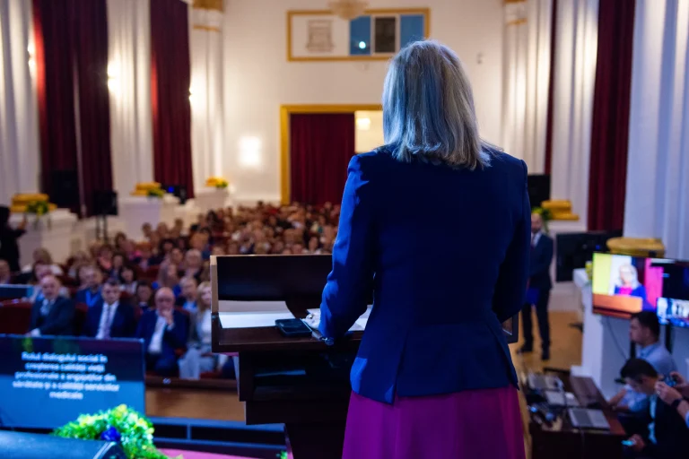 Rolul dialogului social în creșterea calității vieții profesionale a profesioniștilor din sănătate și a calității serviciilor medicale